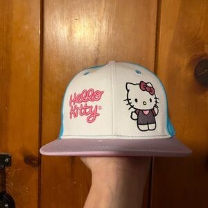 Hello kitty hat 🎀